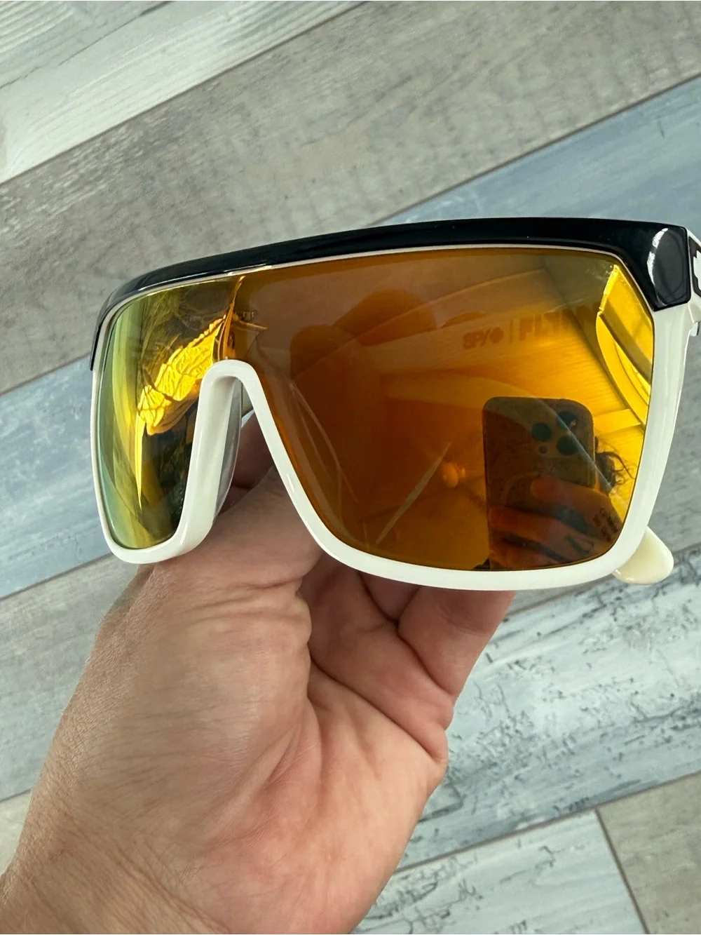 Spy Optics Flynn White w/Gold Mirrored Lens